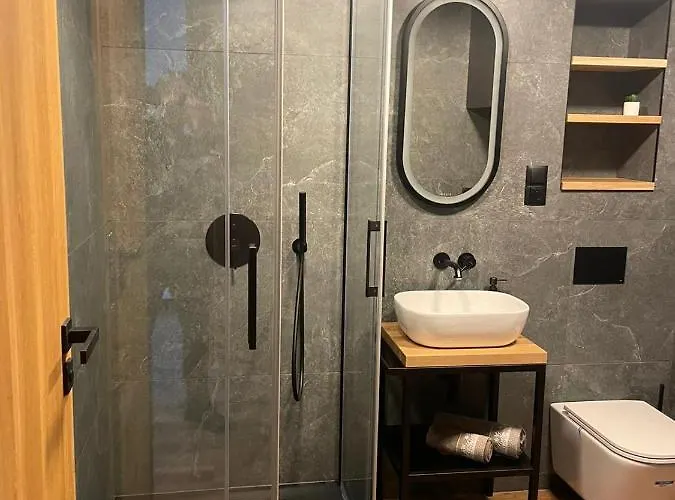 Nadrzeczna 14 Apartment *