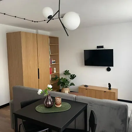 아파트 Nadrzeczna 14